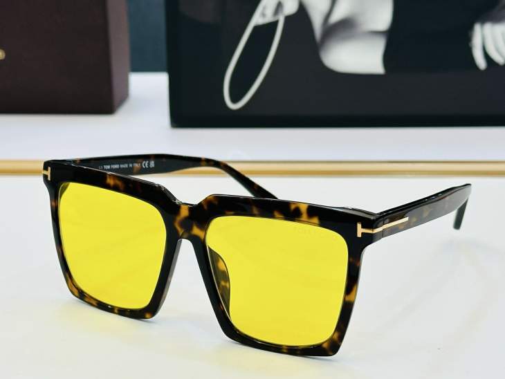 Picture of Tom Ford Sunglasses _SKUfw76015213fw